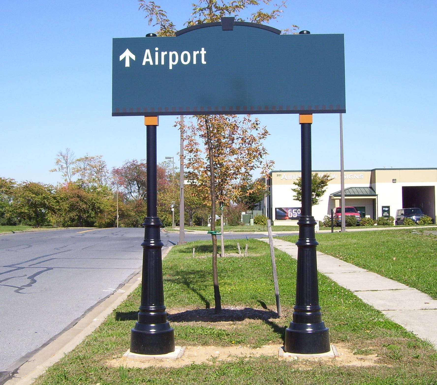 Read more about the article Wayfinding Signs Breakaway Support Systems