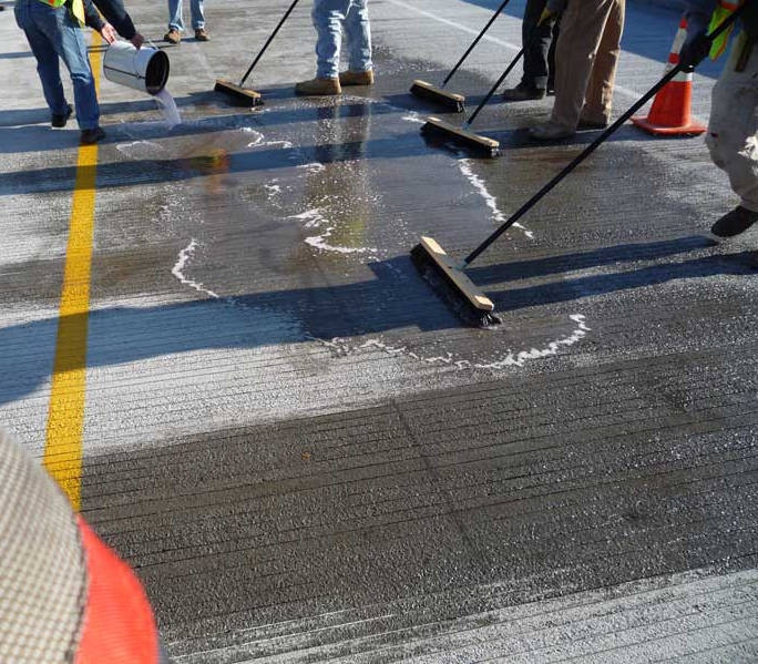 Read more about the article T-78 Methyl Methacrylate Concrete Crack Sealer
