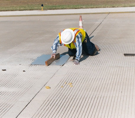 T-17 Fast Setting MMA Polymer High-Strength Concrete Patching Material